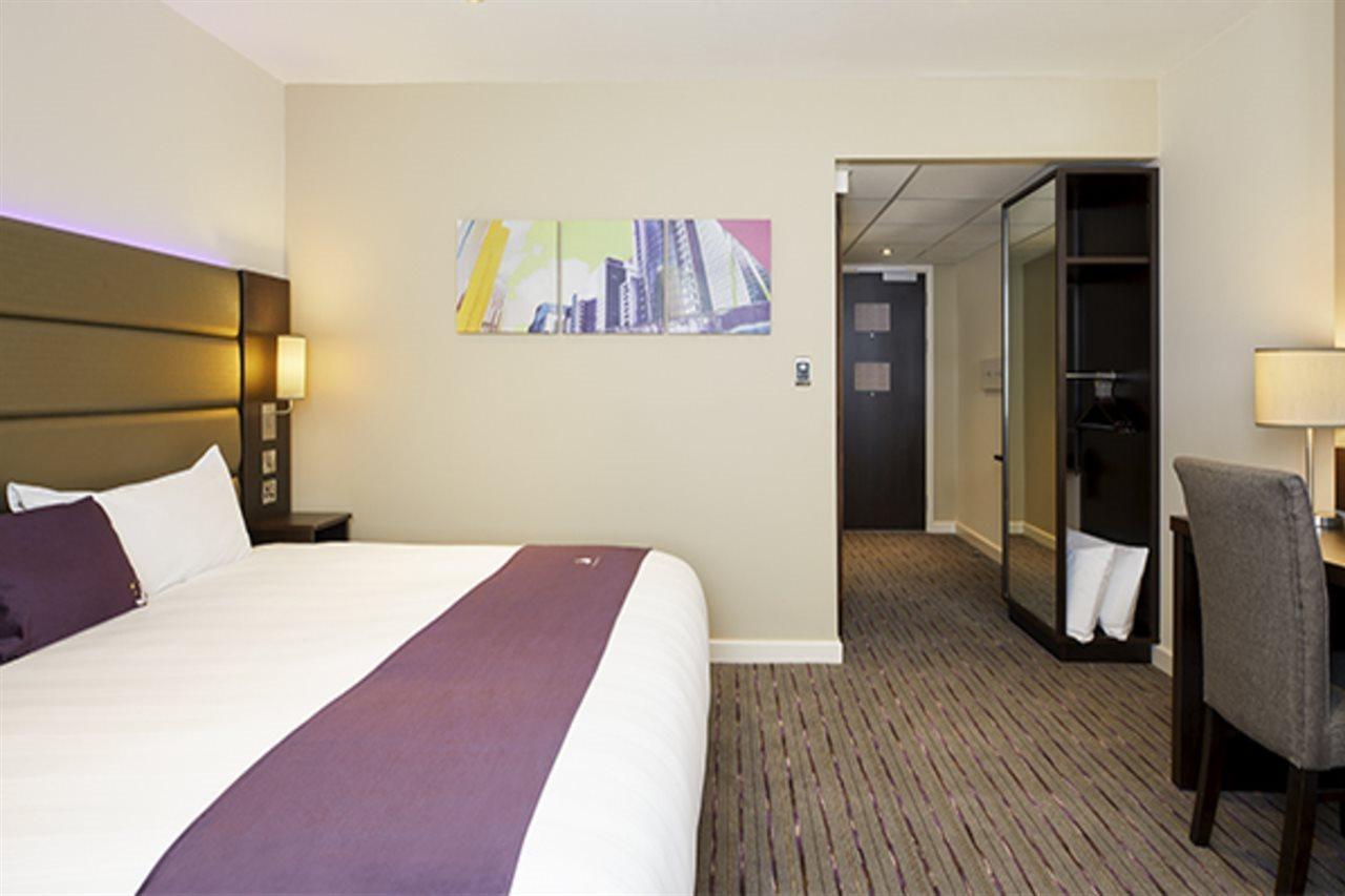 Premier Inn Premier Inn Уэймут Экстерьер фото