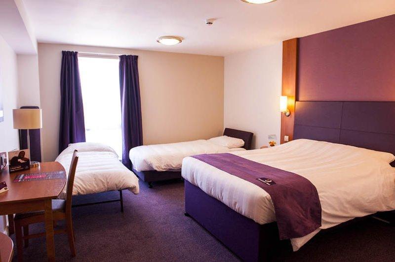 Premier Inn Premier Inn Уэймут Экстерьер фото