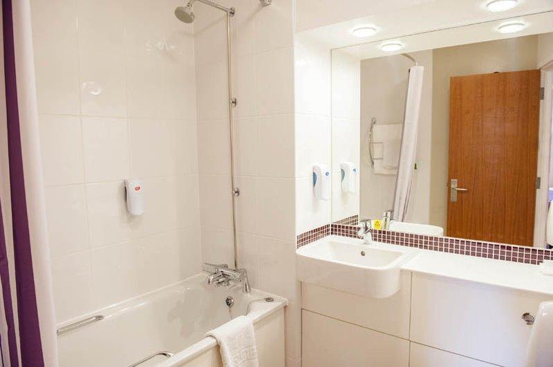 Premier Inn Premier Inn Уэймут Экстерьер фото
